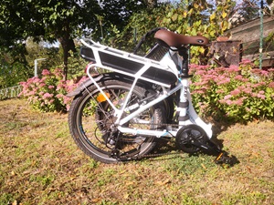 Hauptscharnier öffnen und BXB55 zusammenfalten